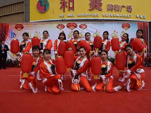 明星幼兒園，舞蹈《張燈結彩》